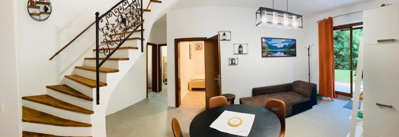 Family House Apartma Мозирє Екстер'єр фото